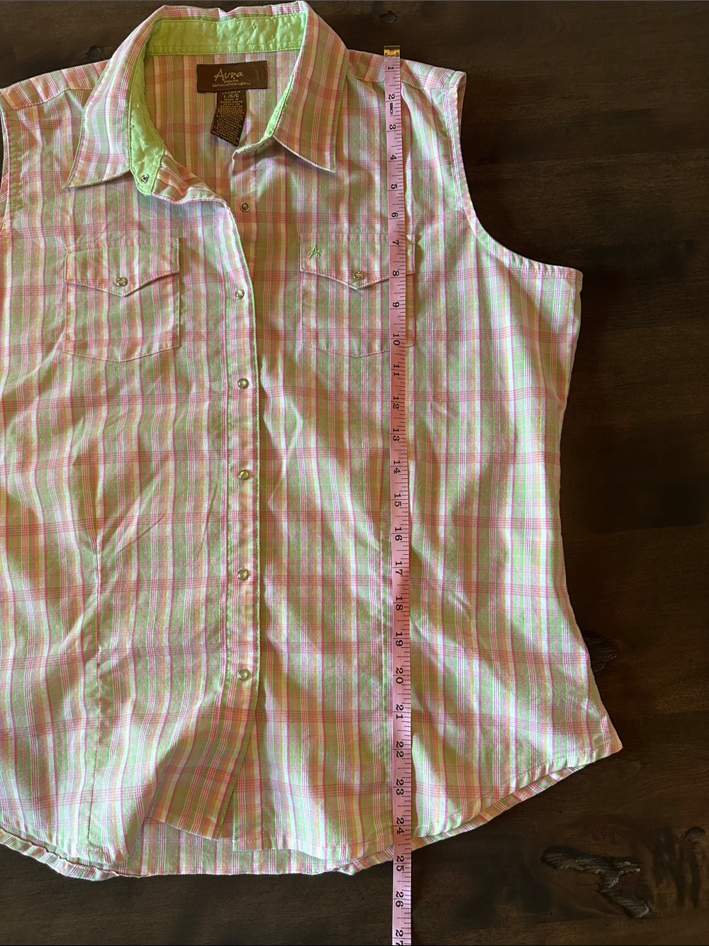 Wrangler Aura Sleeveless Plaid Button-Down Shirt in Pink & Light Green Size L - Picture 7 of 7